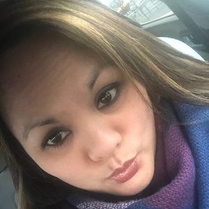 Meet your Posher, Noemi